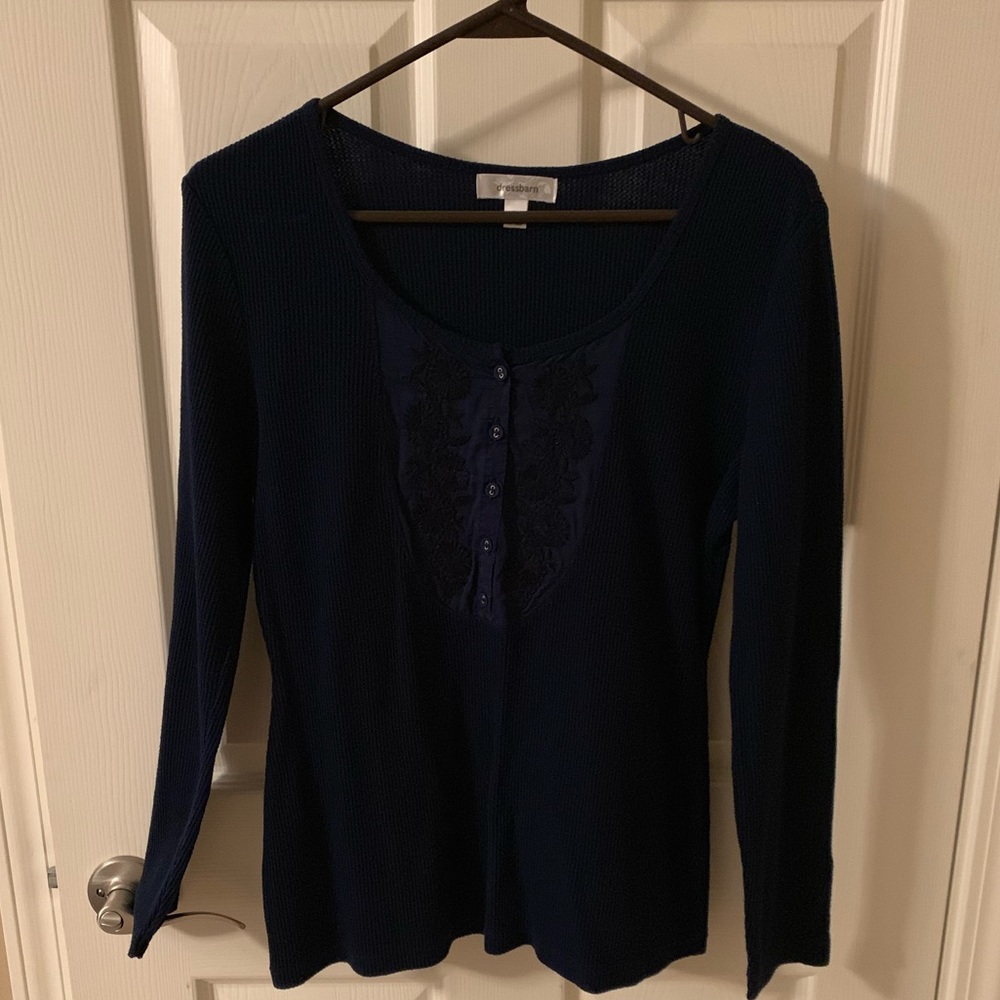 Light weight top/navy blue